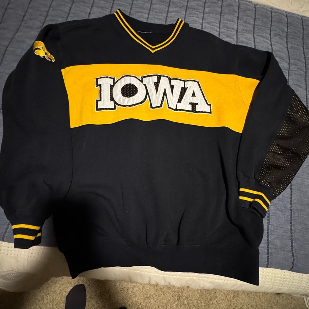 Vintage Iowa Hawkeyes Crewneck